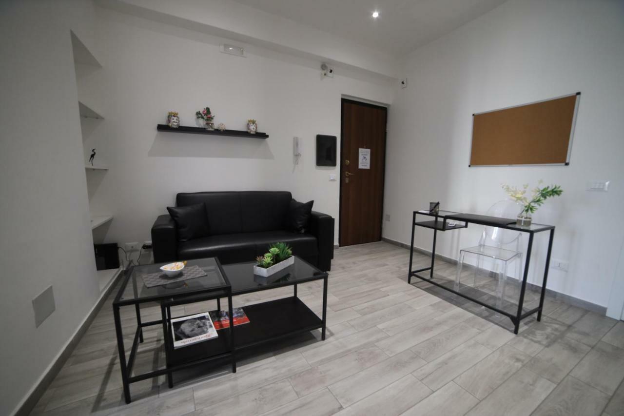 Cavour37 Rooms Palermo Exterior foto